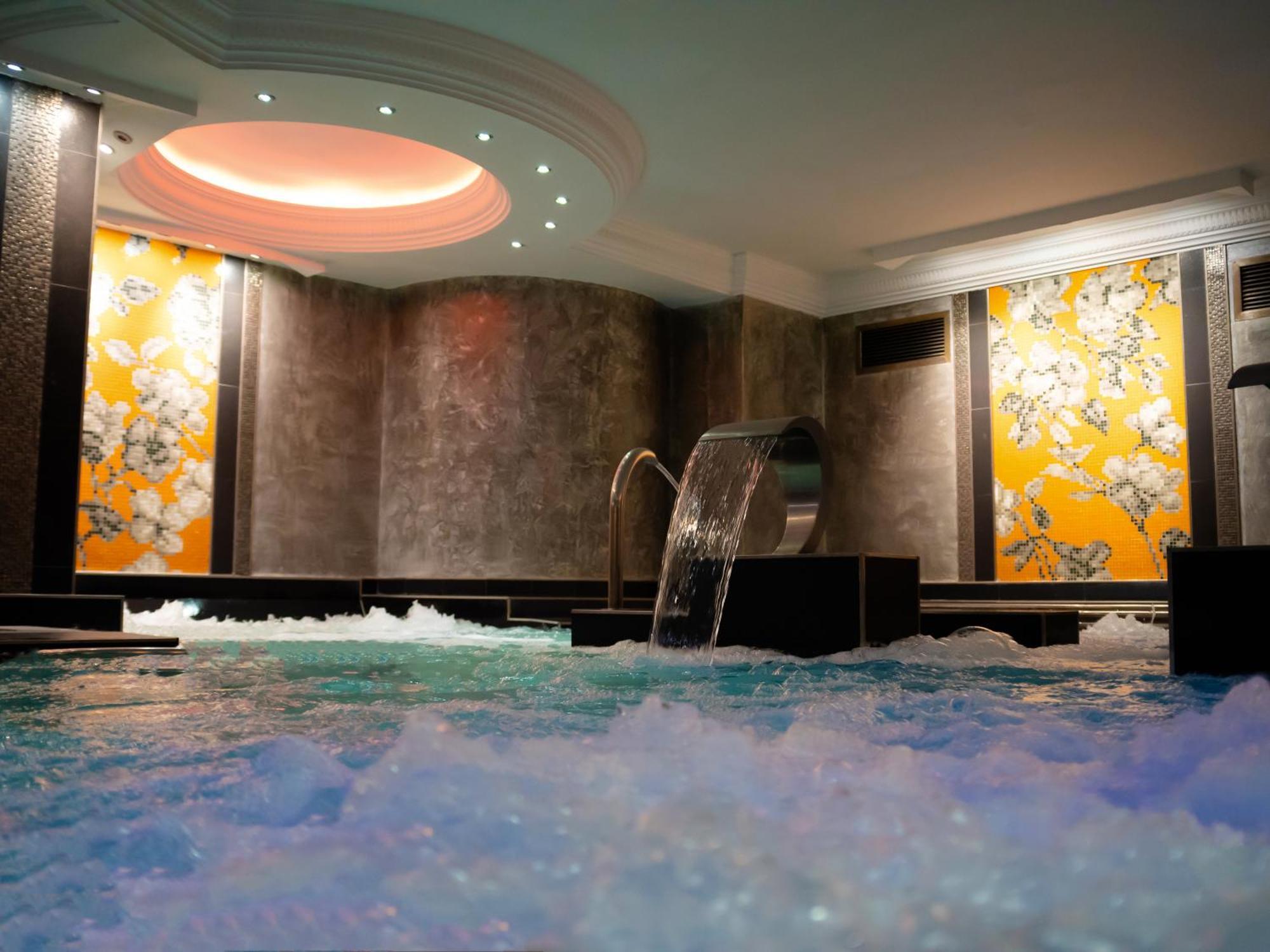 Hotel Princesa Parc Excellence อรินซัล ภายนอก รูปภาพ The spa at The Dorchester